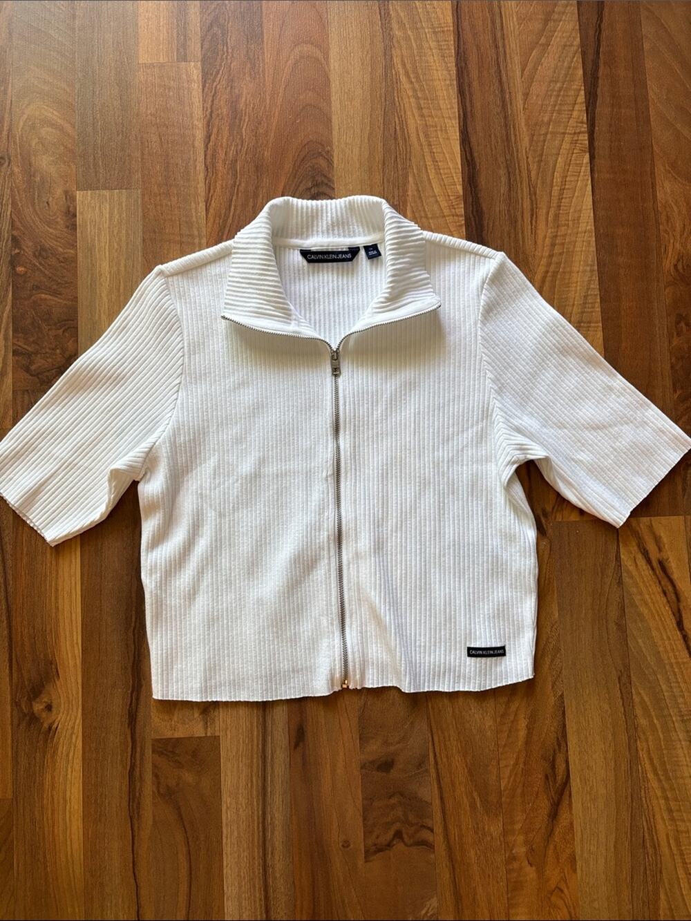 Calvin Klein Jeans Woman’s Size L White Ribbed Zip-Front Short Sleeve sweater